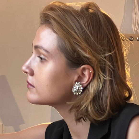 Weiss Vintage Rhinestone Clip-on Earrings Prong Settings Rhodium Plate Cool Girl - Picture 6 of 9